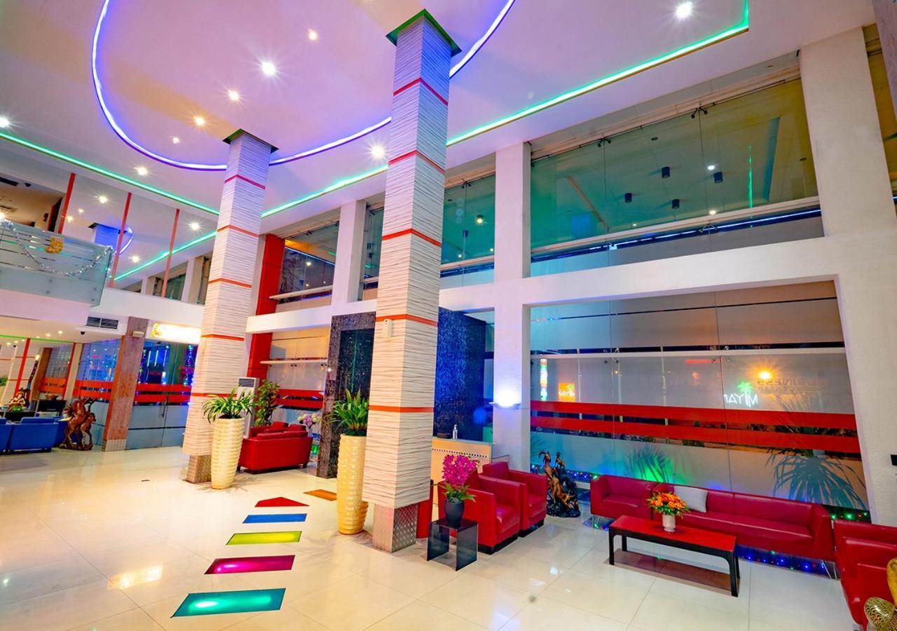 Miyanna Hotel Medan Esterno foto