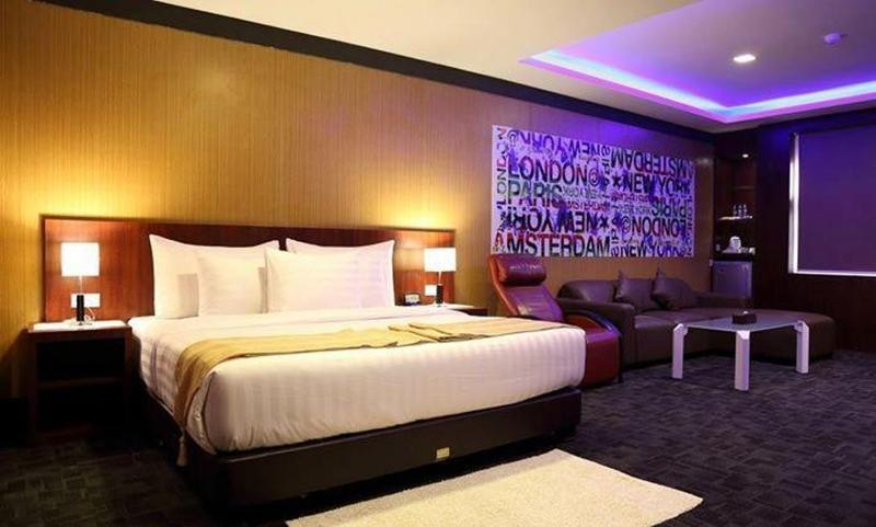 Miyanna Hotel Medan Esterno foto