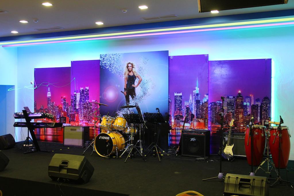 Miyanna Hotel Medan Esterno foto