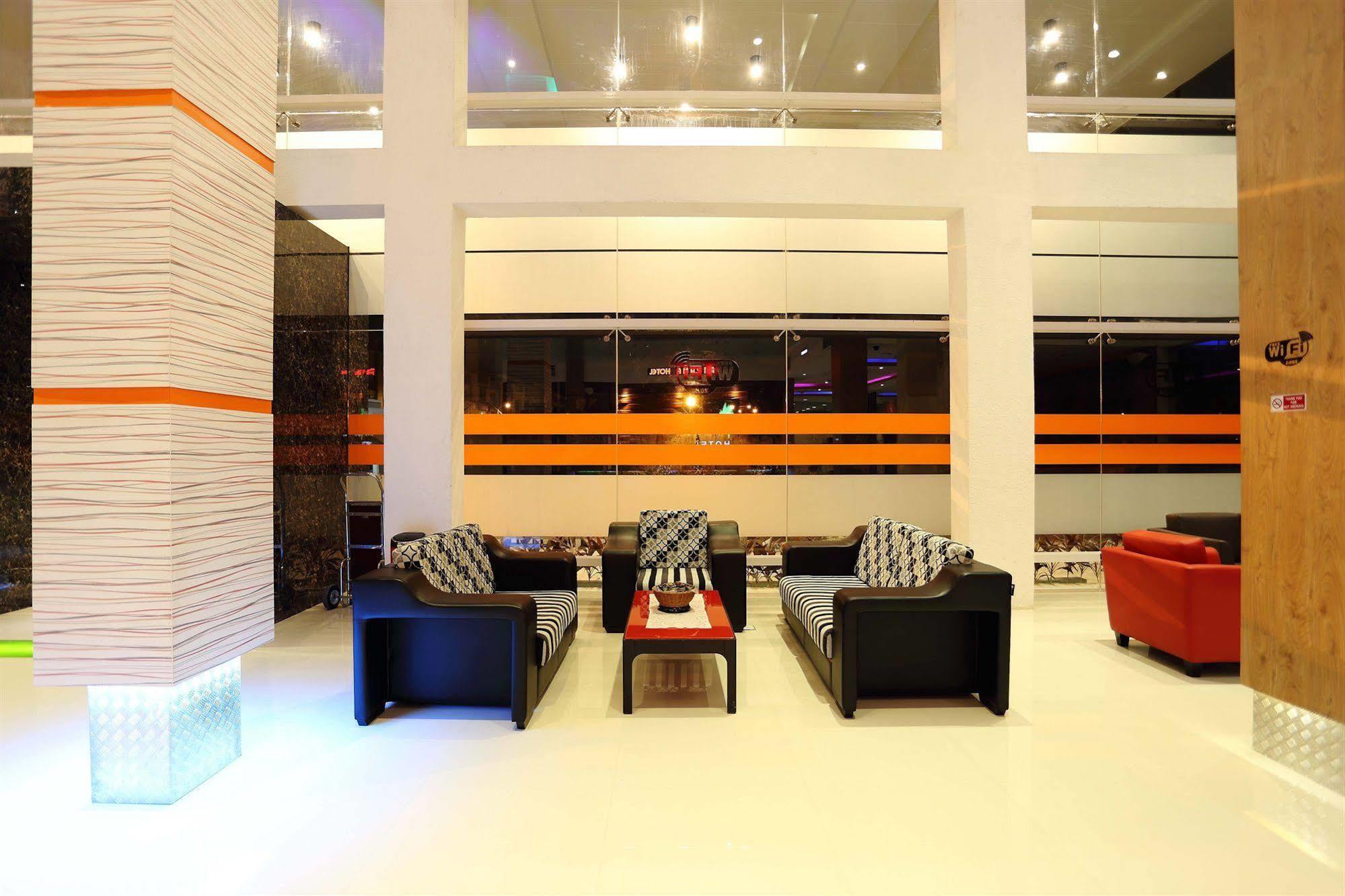 Miyanna Hotel Medan Esterno foto