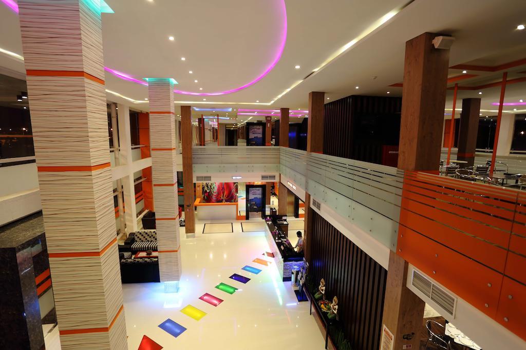 Miyanna Hotel Medan Esterno foto